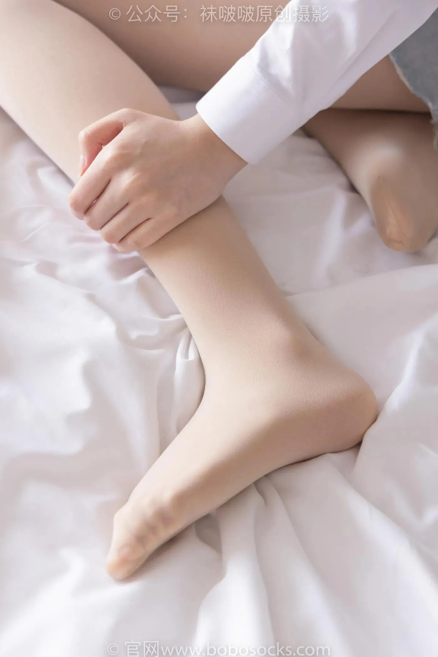 [BoBoSocks袜啵啵]NO.169 小甜豆-黑皮鞋、厚黑丝、厚肉丝 [145P]插图1